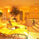 Neue Post Hotel 3*