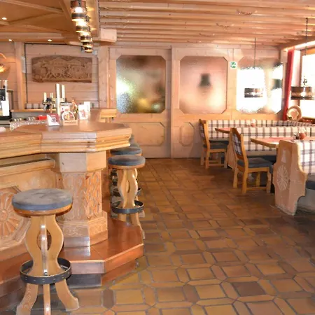 Neue Post 3* ゼルデン